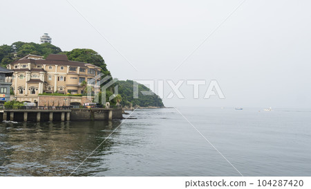 Sagami Bay seen from Shonan Enoshima (Fujisawa City, Kanagawa Prefecture) 104287420