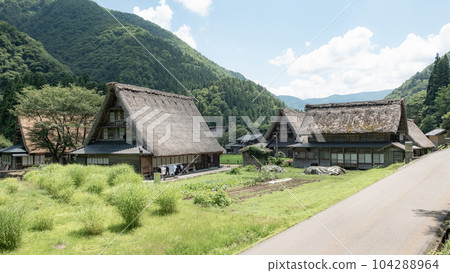 五箇山菅沼合掌造村（夏） 104288964