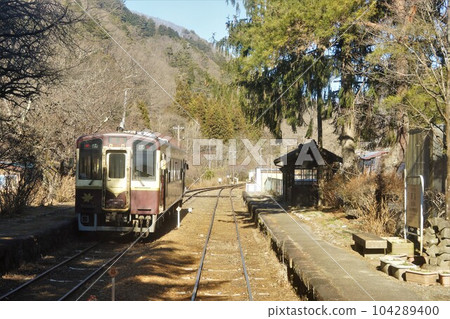 View from Watarase Keikoku Railway Sawairi Station (rail bus diesel car) View from Watarase Keikoku Railway Sawairi Station (rail bus diesel car) 104289400