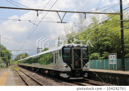 E257系列5500特急草津/四萬吾妻線岩島站20230625 104292761