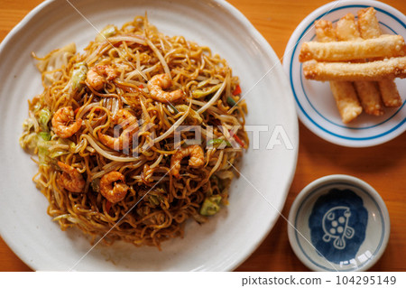 三澤當地美食奶酪捲和炒麵（青森縣三澤市） 104295149