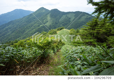 Very beautiful scenery of Mt.Hitsugayama in Maniwa city, Okayama prefecture, Japan Very beautiful scenery of Mt.Hitsugayama in Maniwa city, Okayama prefecture, Japan 104296709