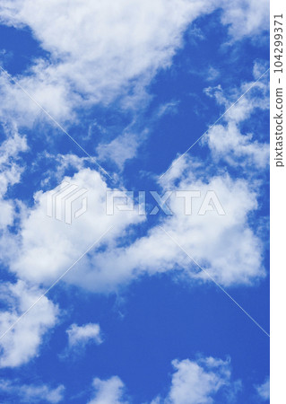 藍天和白色雲彩 藍天和白色雲彩 104299371