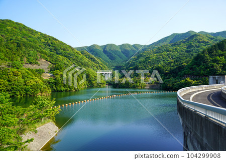 Yumen Dam (gravity type concrete dam) Yumen Dam (gravity type concrete dam) 104299908