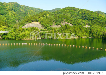 Yumen Dam (gravity type concrete dam) Yumen Dam (gravity type concrete dam) 104299915