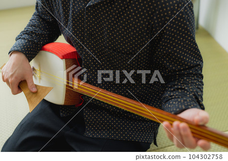 日本樂器、和服、日式房間 日本樂器、和服、日式房間 104302758