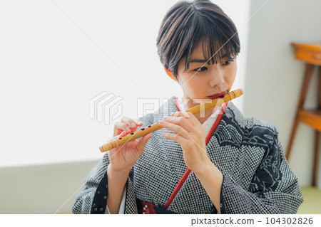 日本樂器、和服、日式房間 104302826