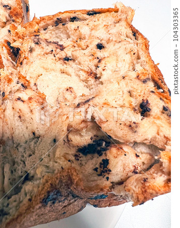 Homemade chocolate bread baked in a home bakery Homemade chocolate bread baked in a home bakery 104303365