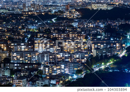 Night view of Nagoya City seen from Higashiyama Sky Tower [Aichi Prefecture] 104303894