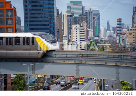 Monorail in Bangkok, Thailand (Yellow Line) Monorail in Bangkok, Thailand (Yellow Line) 104305251