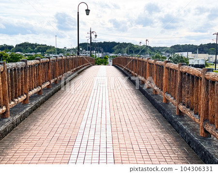 [Tako Town, Katori District, Chiba Prefecture] Bridge on the Hydrangea Promenade 104306331