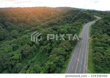 Mountain highway road Mountain highway road 104306466