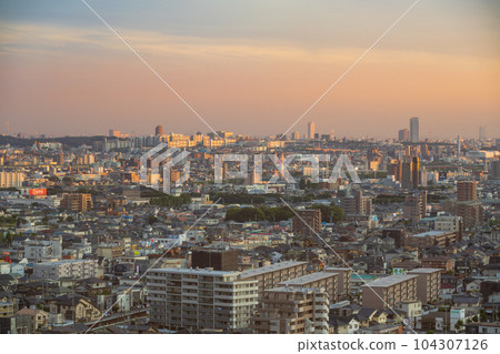 Evening scenery seen from Skyward Asahi [Aichi Prefecture] 104307126