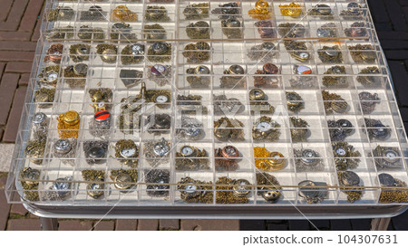 Pocket Clocks Display Pocket Clocks Display 104307631