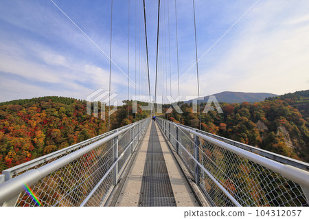 紅葉九重夢大吊橋(2021年11月大分縣九重町) 紅葉九重夢大吊橋(2021年11月大分縣九重町) 104312057