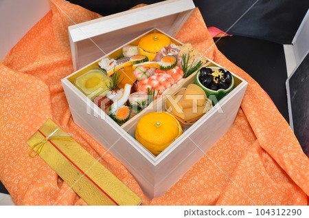 日本傳統慶祝禦節菜餚 日本傳統慶祝禦節菜餚 104312290