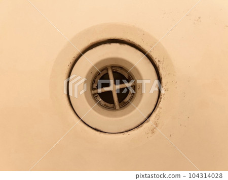 Dirty bathtub drain 104314028