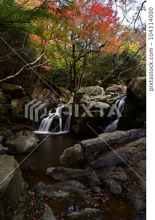 nun waterfall in autumn nun waterfall in autumn 104314080