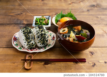 Rice ball set Rice ball set 104314780