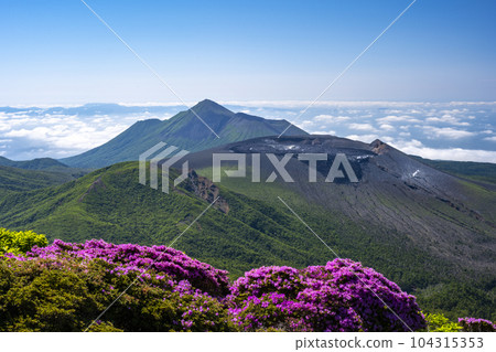 初夏的霧島山脈 104315353