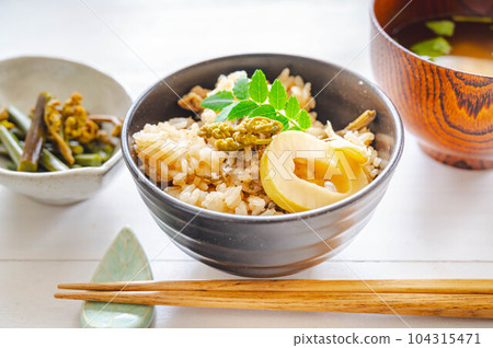 野生蔬菜飯 野生蔬菜飯 104315471