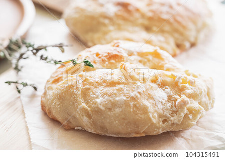 手工夏巴塔麵包 104315491