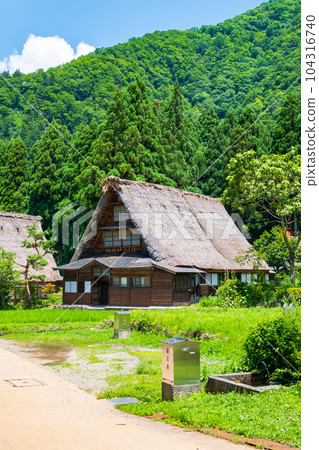 Gokayama Suganuma Gassho-zukuri Village (Summer) 104316740