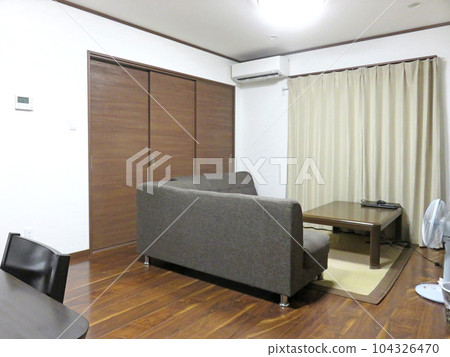 Living-dining 104326470