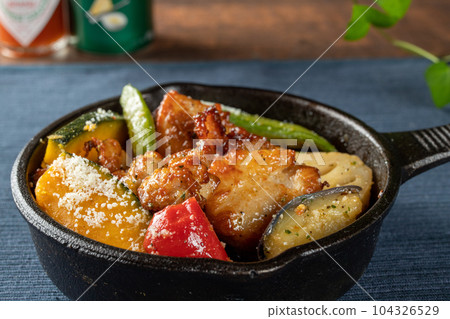 Basil chicken Basil chicken 104326529