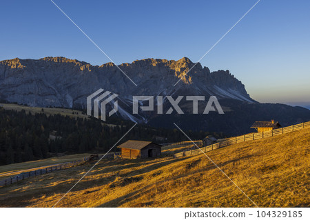 Peitlerkofel Mountain, Dolomiti near San Martin De Tor, South Tyrol, Italy Peitlerkofel Mountain, Dolomiti near San Martin De Tor, South Tyrol, Italy 104329185