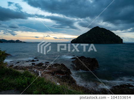 黃昏的淺蟲海灘 第 4 部分 黃昏的淺蟲海灘 第 4 部分 104333654