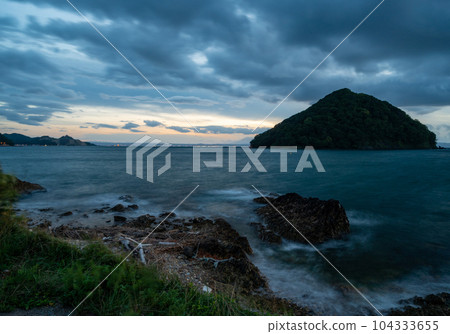 Asamushi Beach at dusk Part 5 104333655