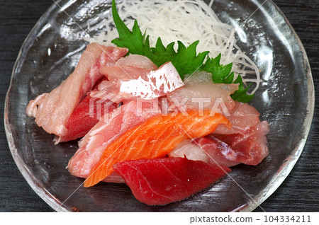 生魚片切片 104334211