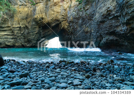 Scenery seen from inside Ryugu Cave 5 Shimoda City, Shizuoka Prefecture 104334389