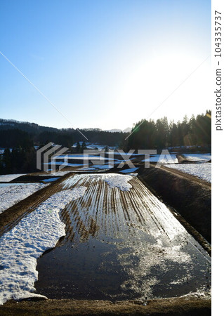 Tochio Raiden Rice Terraces Winter Scenery (Niigata) 104335737
