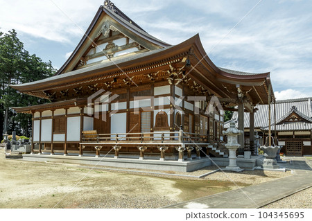 Gosaiji Main Hall of the Jodo Shinshu Hongwanji school in Kasumigaura City 104345695