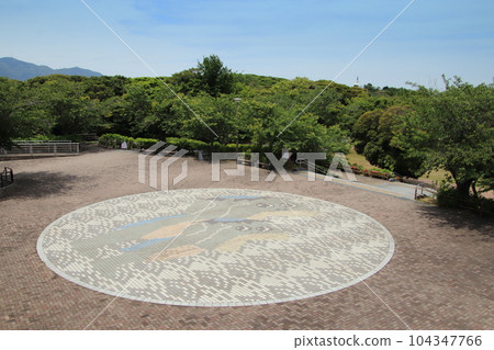 Distant view of pakoda seen from Takatoyama observatory in Wakamatsu 104347766