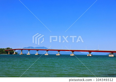[Fukui Prefecture] Aoto Bridge in sunny weather 104349312