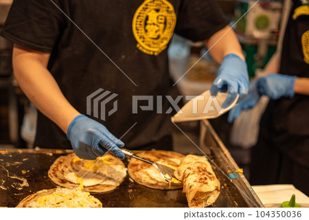 Taiwanese food stalls, green onion mochi Taiwanese food stalls, green onion mochi 104350036