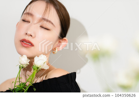 Young woman classical beauty Young woman classical beauty 104350626