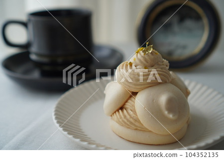 Tea time with Murang Shanti Cake 104352135