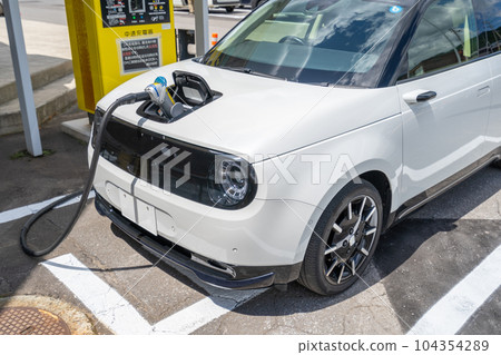 電動汽車 EV 充電點 快速充電設施 EV QUICK CHARGER 104354289