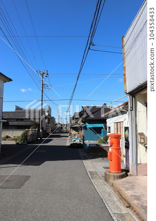 圓形郵箱的千葉伊隅風景（千井藥店前） 104358433