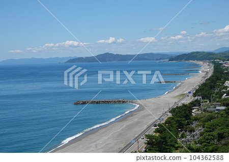 Katsurahama Park, which faces the magnificent Pacific Ocean, is famous as a place to see the moon and is a scenic spot that is sung in the Yosakoi song. 104362588