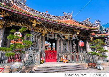 台灣 台北市 龍山寺前殿 104368129