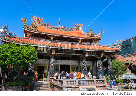 taiwan taipei longshan temple 104368135