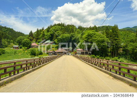 初夏的小谷村【中谷橋】 初夏的小谷村【中谷橋】 104368649