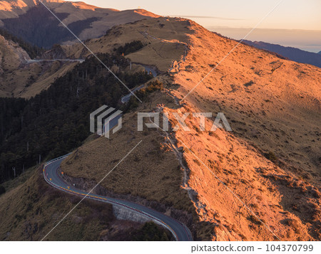 Shimen Mountain Sunrise 104370799