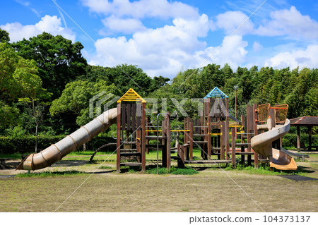 加莫中央公園遊樂設施 加莫中央公園遊樂設施 104373137