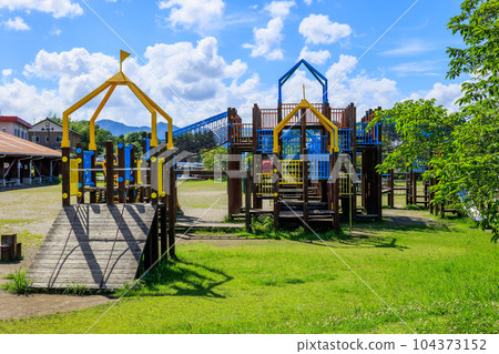 加莫中央公園遊樂設施 加莫中央公園遊樂設施 104373152